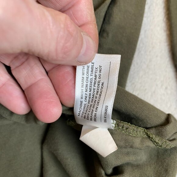 Duluth Mens Long Sleeve T-Shirt XL Olive Drab Green With Beaver Flag Design - Picture 7 of 10